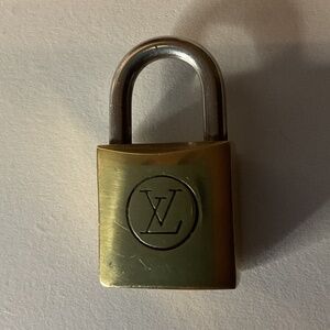 LV padlock no key  EUC